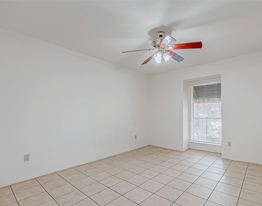 8201 Richmond Avenue - Photo Thumbnail 19