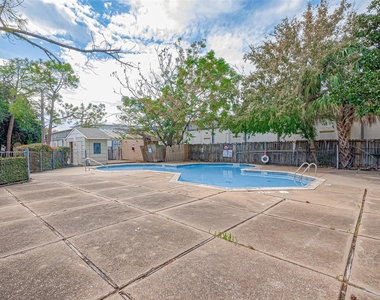 8201 Richmond Avenue - Photo Thumbnail 36