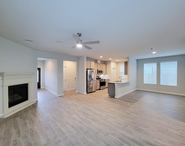 2719 Oakleaf Ash Lane - Photo Thumbnail 10