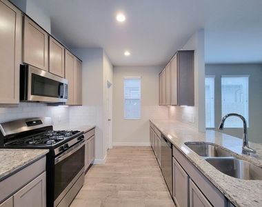 2719 Oakleaf Ash Lane - Photo Thumbnail 15