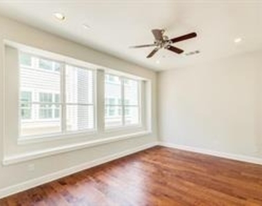 728 Link Road - Photo Thumbnail 5
