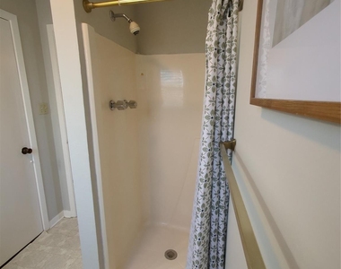 16716 Fletcher Christian Road - Photo Thumbnail 19