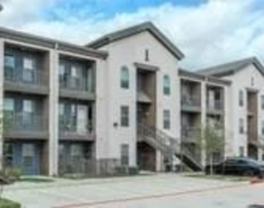 698 Basilica Bay - Photo Thumbnail 6