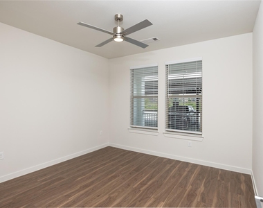 9302 Fry Road - Photo Thumbnail 9