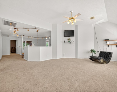 17410 Pikes Peek Court - Photo Thumbnail 30