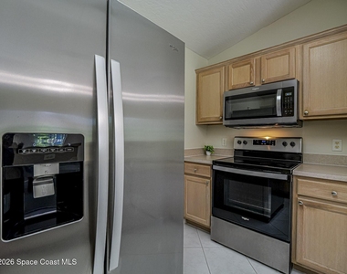 745 18th Street Sw - Photo Thumbnail 14