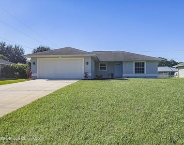 745 18th Street Sw - Photo Thumbnail 3