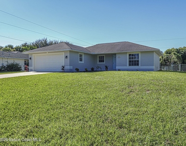 745 18th Street Sw - Photo Thumbnail 1