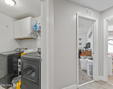 395 Galley Street Se - Photo Thumbnail 8