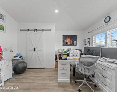 395 Galley Street Se - Photo Thumbnail 14