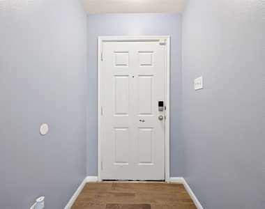 6551 Holly Cove Lane - Photo Thumbnail 26