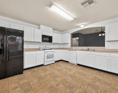 6551 Holly Cove Lane - Photo Thumbnail 20
