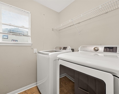 6551 Holly Cove Lane - Photo Thumbnail 3