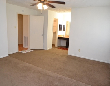 7014 Dickson Way - Photo Thumbnail 45