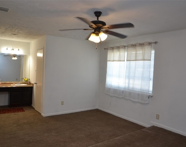 7014 Dickson Way - Photo Thumbnail 43