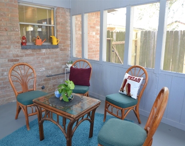 7014 Dickson Way - Photo Thumbnail 25