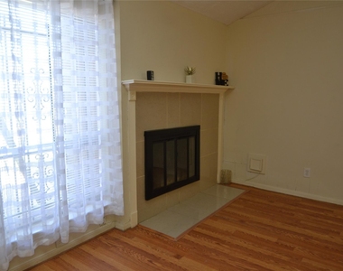 7014 Dickson Way - Photo Thumbnail 38