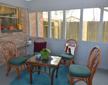 7014 Dickson Way - Photo Thumbnail 27