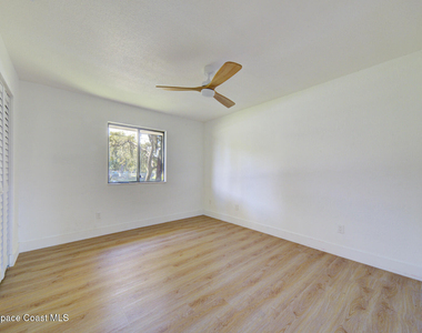 4580 Flood Street - Photo Thumbnail 11