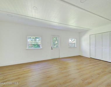 4580 Flood Street - Photo Thumbnail 7