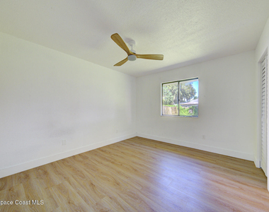 4580 Flood Street - Photo Thumbnail 8
