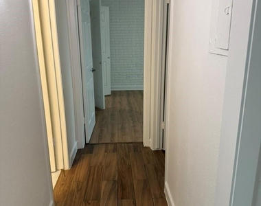 2744 Briarhurst Drive - Photo Thumbnail 5