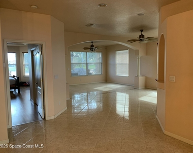 4320 Aberdeen Circle - Photo Thumbnail 3