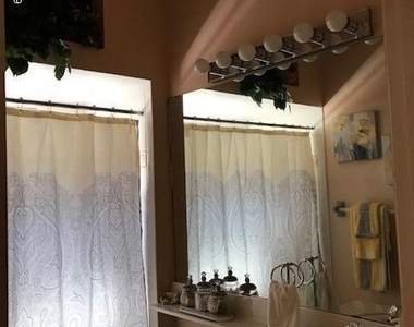4320 Aberdeen Circle - Photo Thumbnail 4