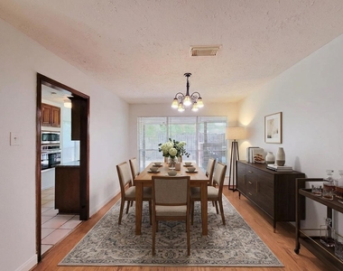 2030 Creek Valley Lane - Photo Thumbnail 5