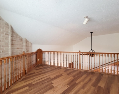 2030 Creek Valley Lane - Photo Thumbnail 34