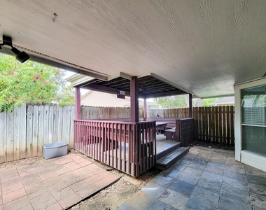 2030 Creek Valley Lane - Photo Thumbnail 45