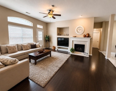 15 Bayou Springs Court - Photo Thumbnail 6