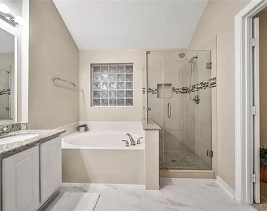 15 Bayou Springs Court - Photo Thumbnail 15