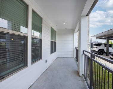 9302 Fry Road - Photo Thumbnail 13