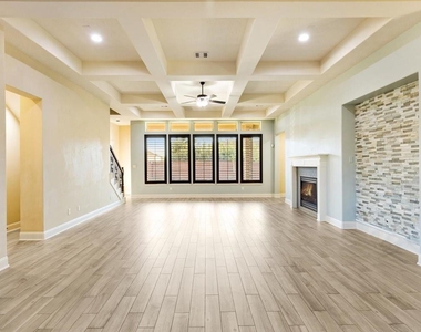 23535 Bellina Drive - Photo Thumbnail 5