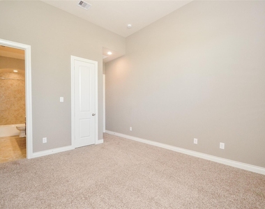 3922 Birdsall Falls Lane - Photo Thumbnail 5