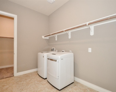 3922 Birdsall Falls Lane - Photo Thumbnail 15
