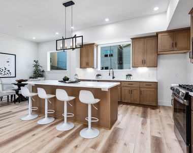3209 St Emanuel Street - Photo Thumbnail 13