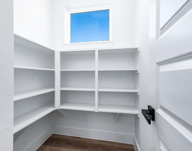 3209 St Emanuel Street - Photo Thumbnail 19