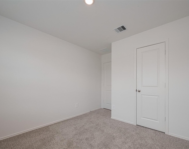30842 Brightwell Bend - Photo Thumbnail 17
