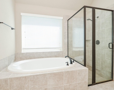 3351 Chandler Hollow Lane - Photo Thumbnail 8