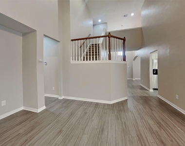 20407 Westfield Estates Drive - Photo Thumbnail 2