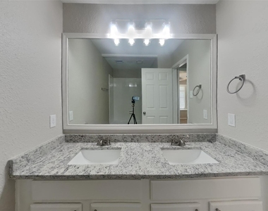 20407 Westfield Estates Drive - Photo Thumbnail 16