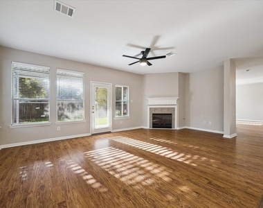 2218 Winding Hollow Drive - Photo Thumbnail 5