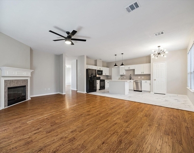 2218 Winding Hollow Drive - Photo Thumbnail 6