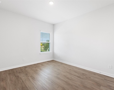 3017 Dovedale Street - Photo Thumbnail 21