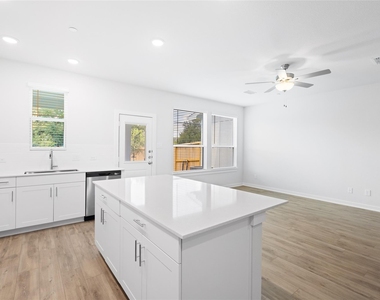 3017 Dovedale Street - Photo Thumbnail 8
