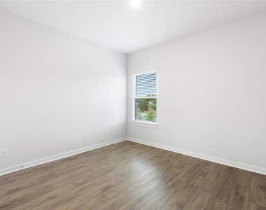 3017 Dovedale Street - Photo Thumbnail 23