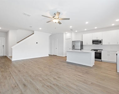 3017 Dovedale Street - Photo Thumbnail 2