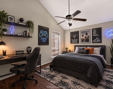 15926 Herongate Drive - Photo Thumbnail 17